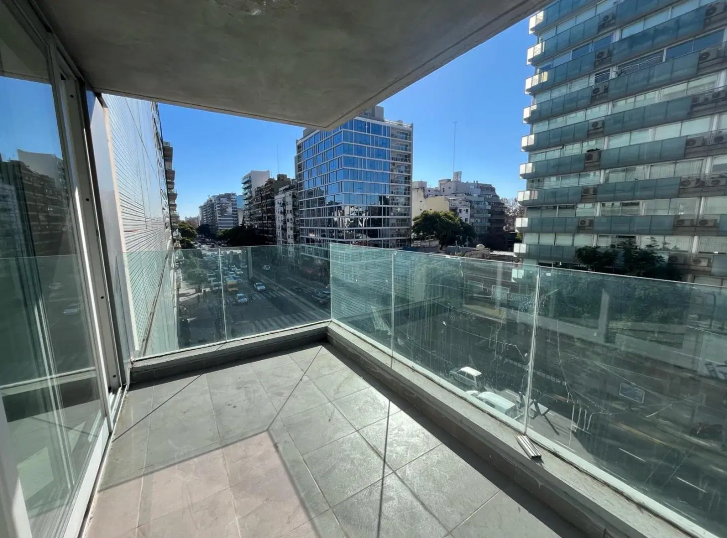 Venta Monoambiente de 40m2 sobre Av. Del Libertador-(Belgrano) 4