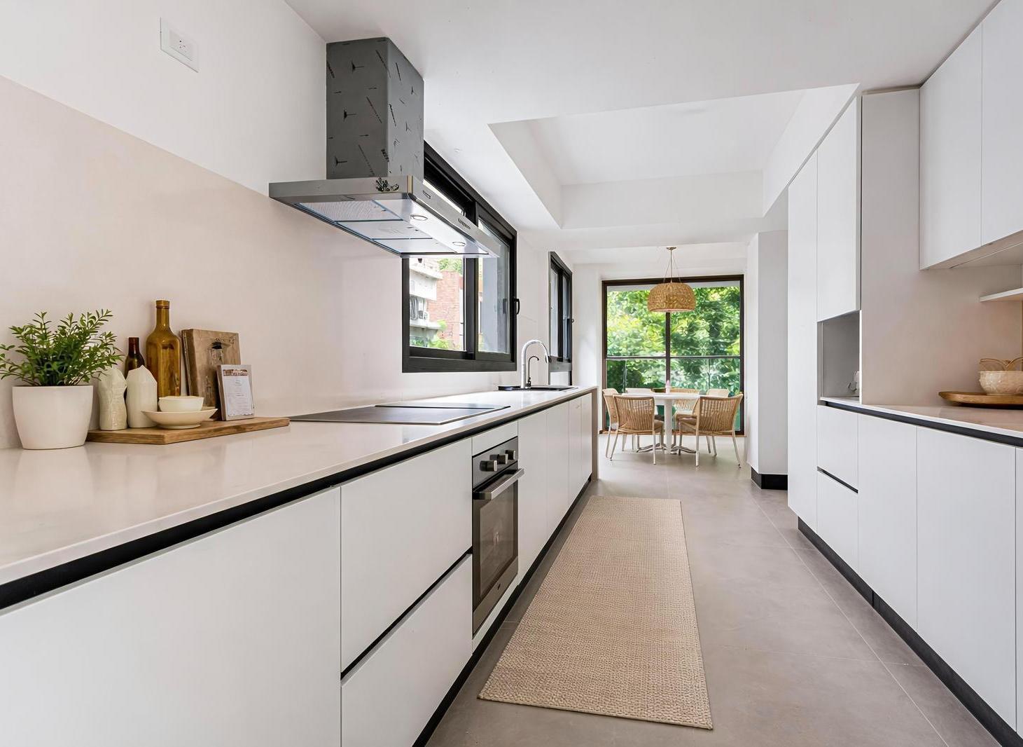 Foto de Venta A ESTRENAR. Semipiso 4 amb, depend de servicio. 2 coch. 319m2, imagen 3