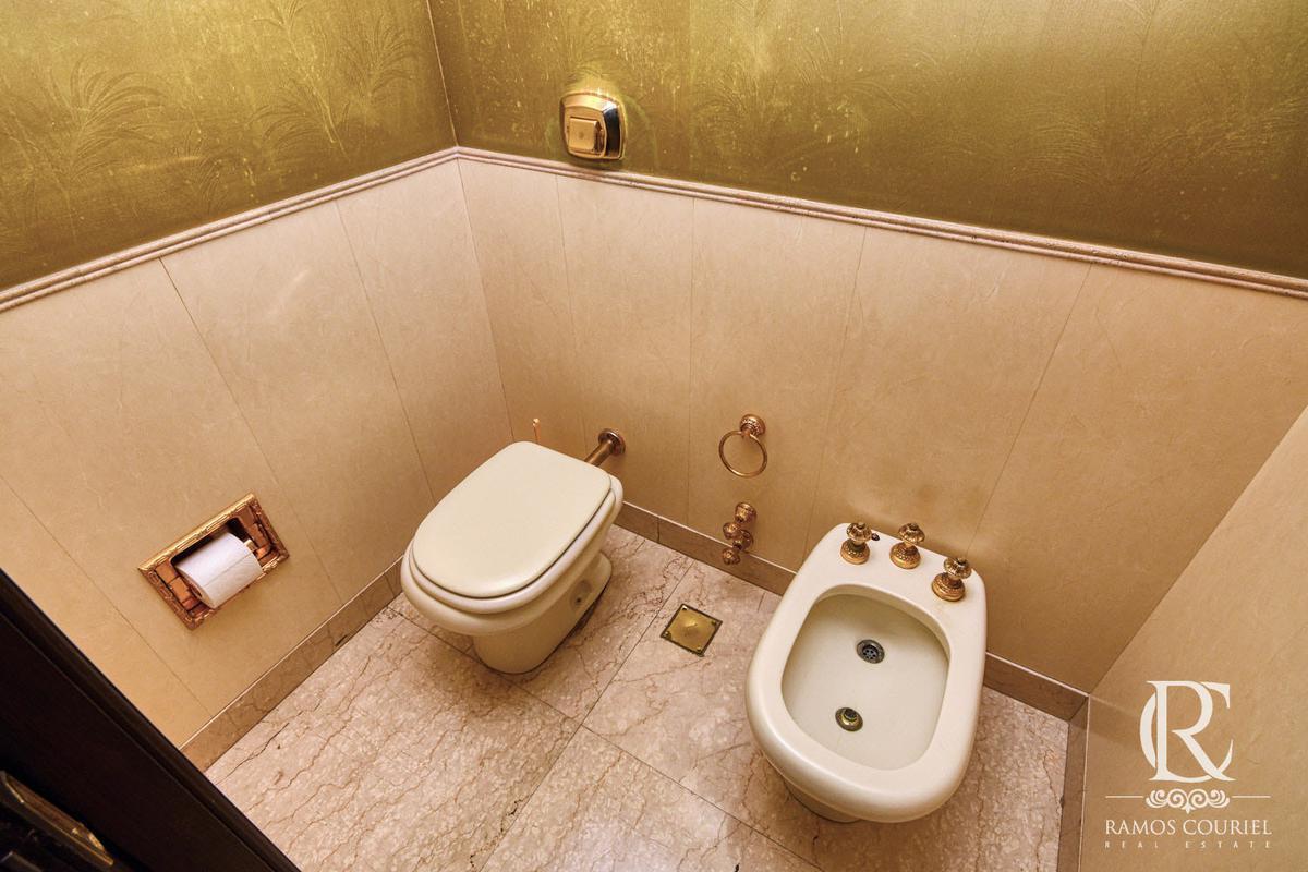 Foto de VENTA Casa 8 amb de CATEGORIA, 5 dorm, 3 coch, piscina clim - Del, imagen 2