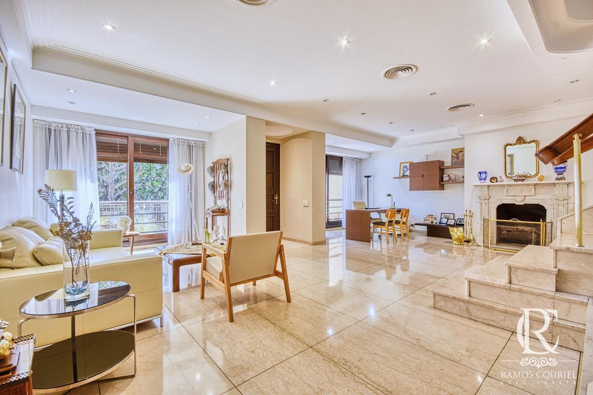 Foto de VENTA Casa 8 amb de CATEGORIA, 5 dorm, 3 coch, piscina clim - Del, imagen 4
