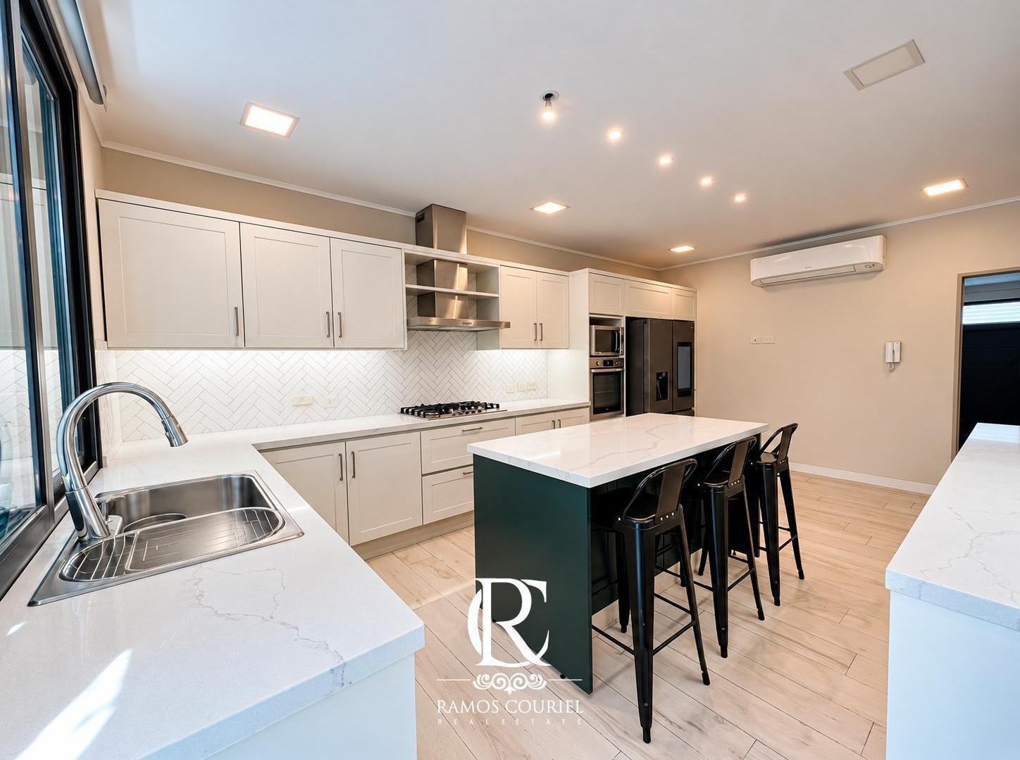Foto de Casa 6 Amb con Jardin, Parrilla y Pileta en Colegiales, Belgrano, imagen 3