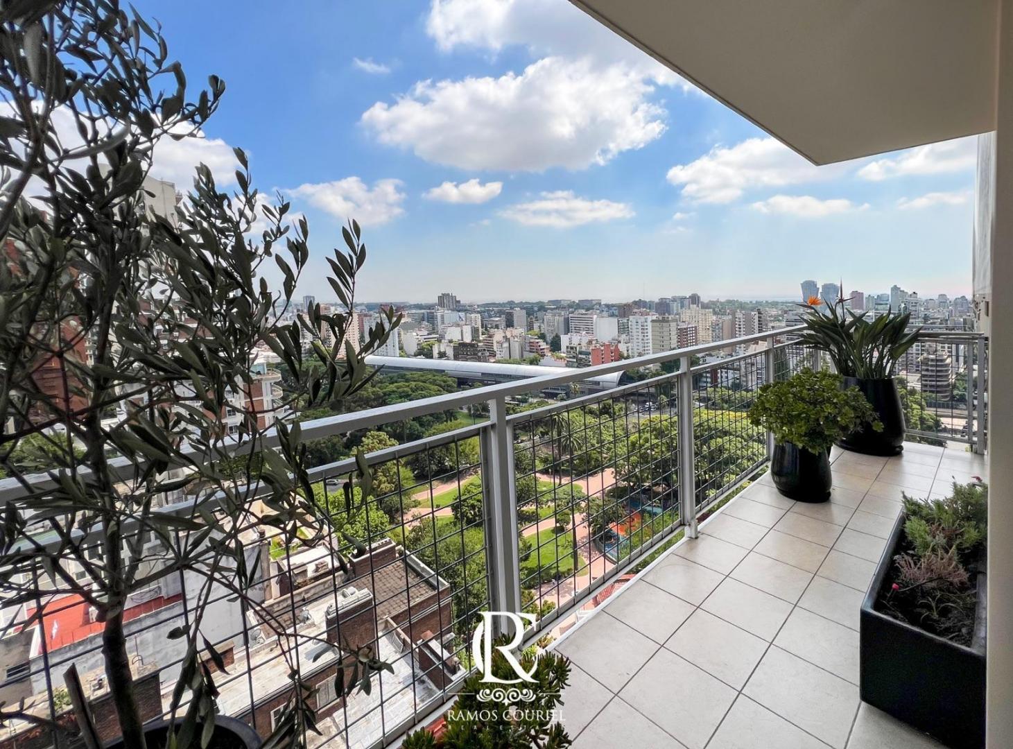 Foto de Exclusivo piso alto de 7 ambientes con vistas abiertas al río en, imagen 3