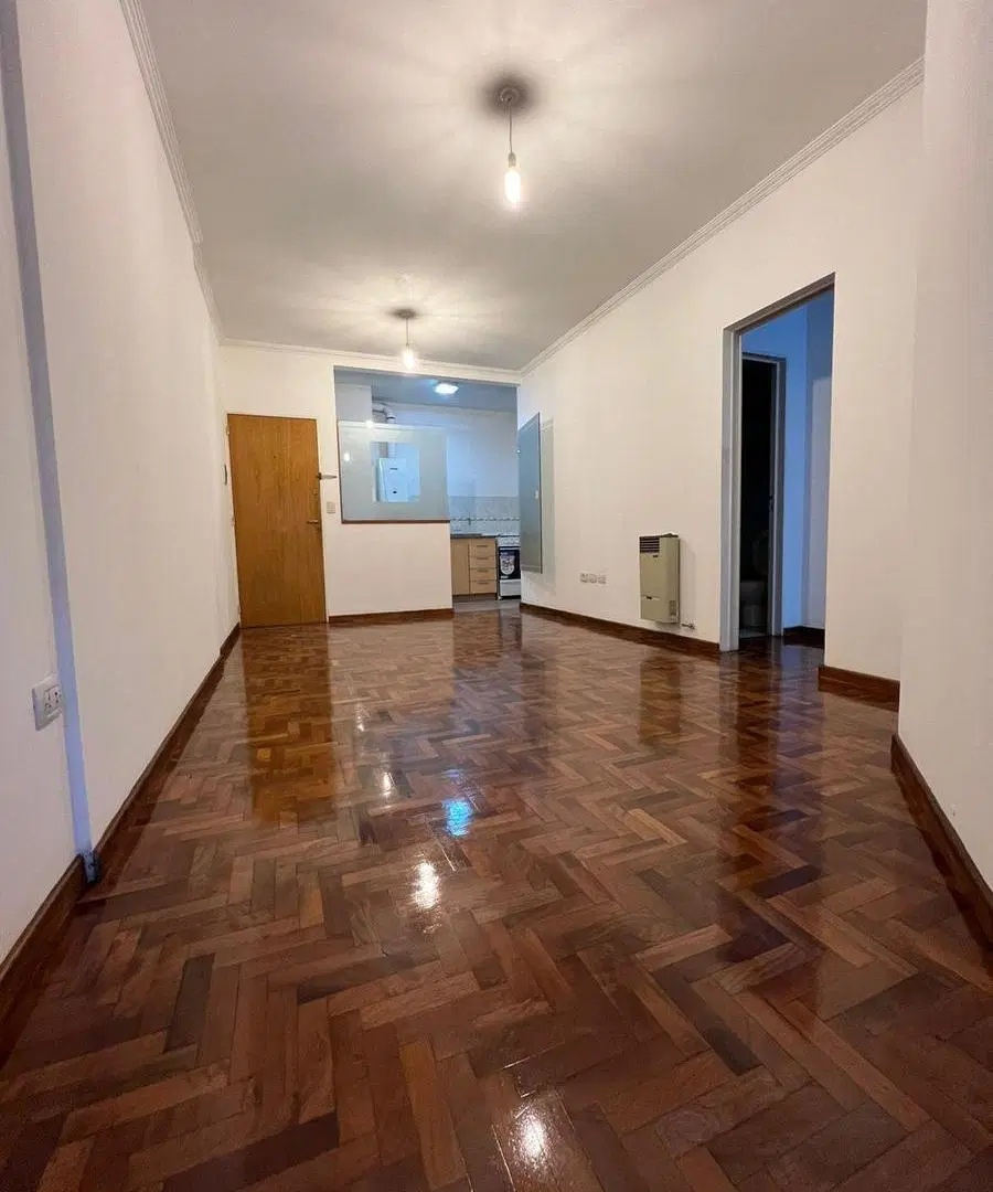 Hermoso DPTO CON PATIO: 1 DORM/ OBISPO ORO AL 400 3
