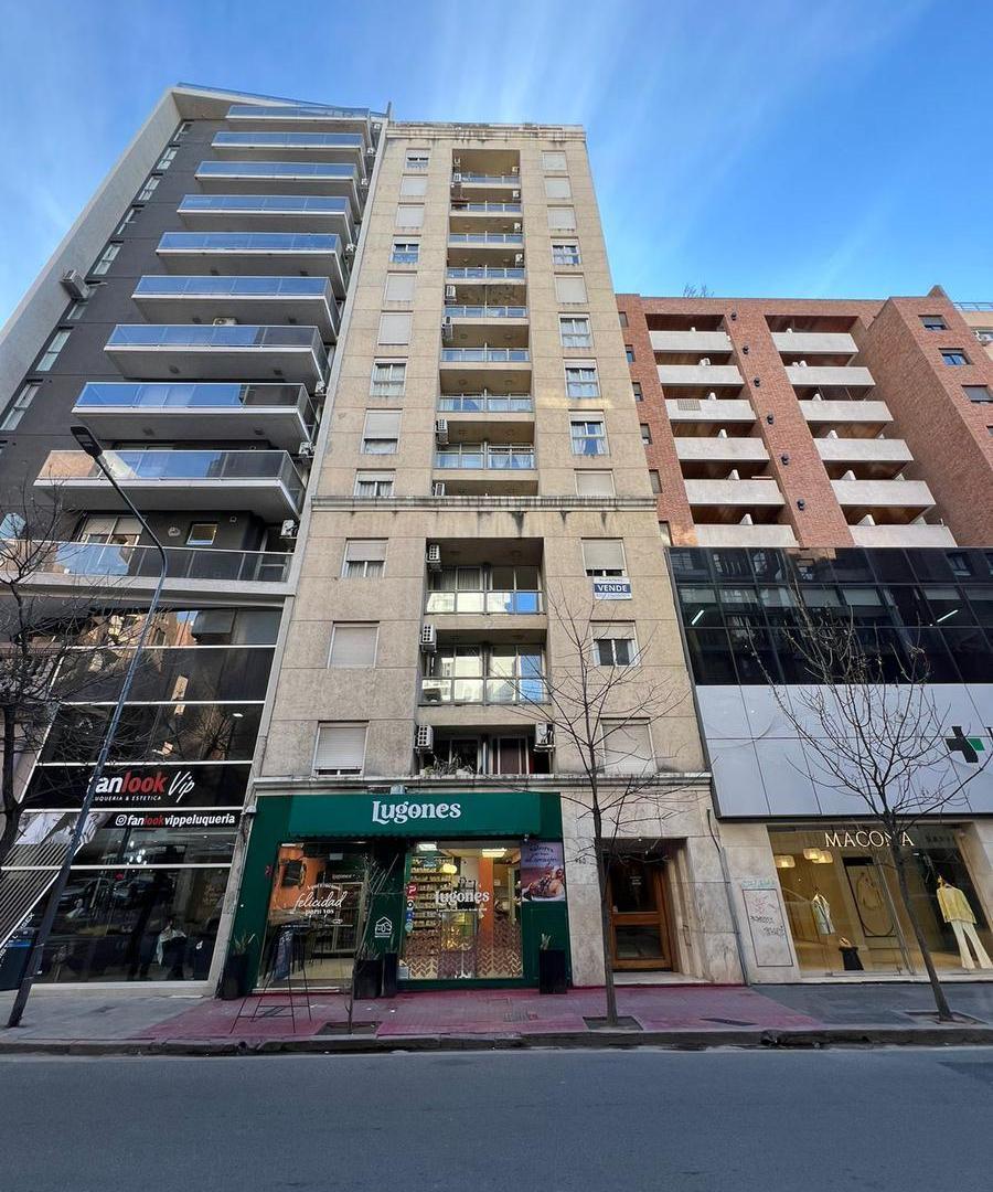 Foto de Obispo Trejo al 900: 1 Dorm/ Balcón frente - EXCELENTE UBICACION, imagen 4
