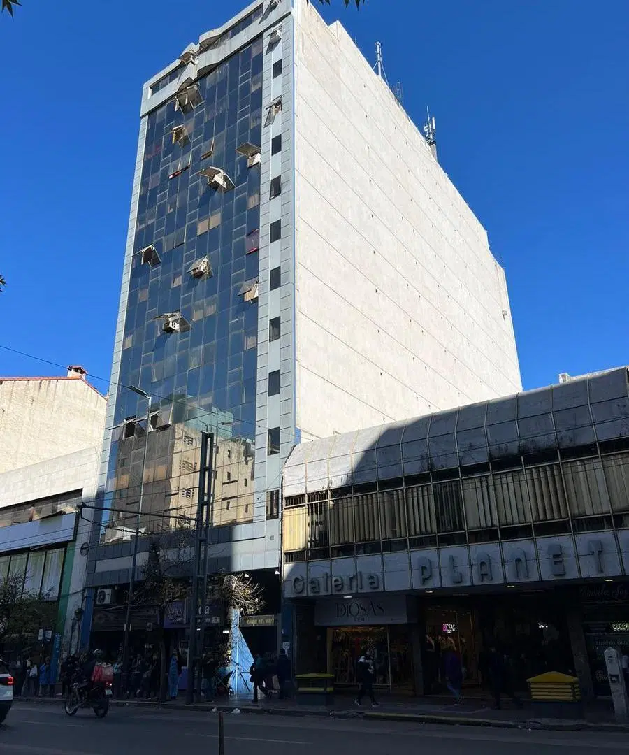 ALQUILER: AV COLON 250 - 1 DORM - C/BALCON (Frente al Correo) 2