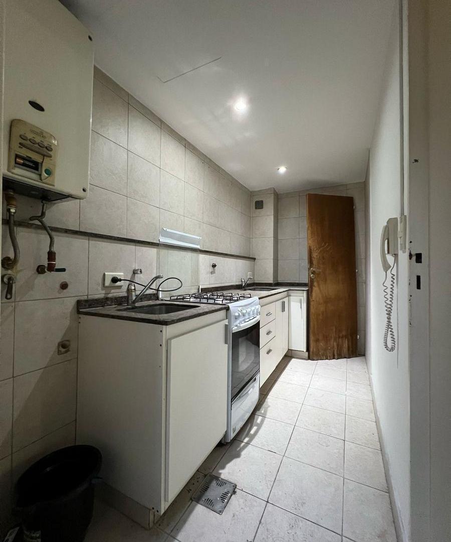Foto de ALQUILO DPTO APTO VIVIENDA/OFICINA: AV. ESTRADA 30 - Planta baja - 2, imagen 3