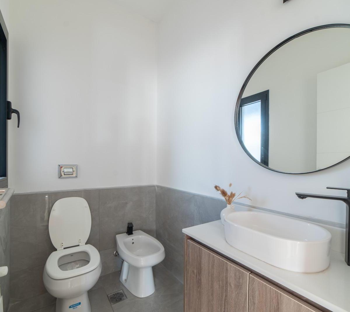 Duplex de Categoria en Chacras del Sur 5