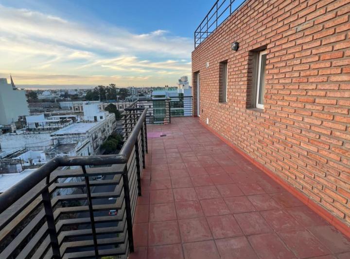 Depto 1 Dormitorio en B. Cofico con terraza propia  1