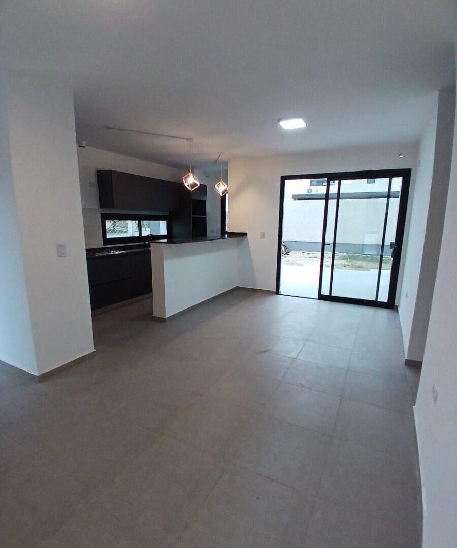 Casa 2 habitaciones sobre lote 250 en Docta etapa 1