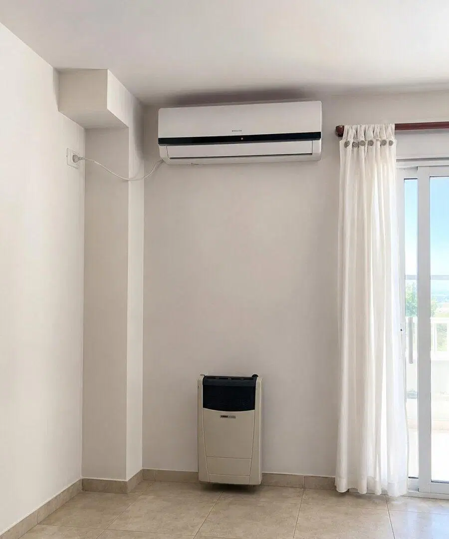 Departamento 1 habitación con balcon a 1 cuadra de la central de policia 2