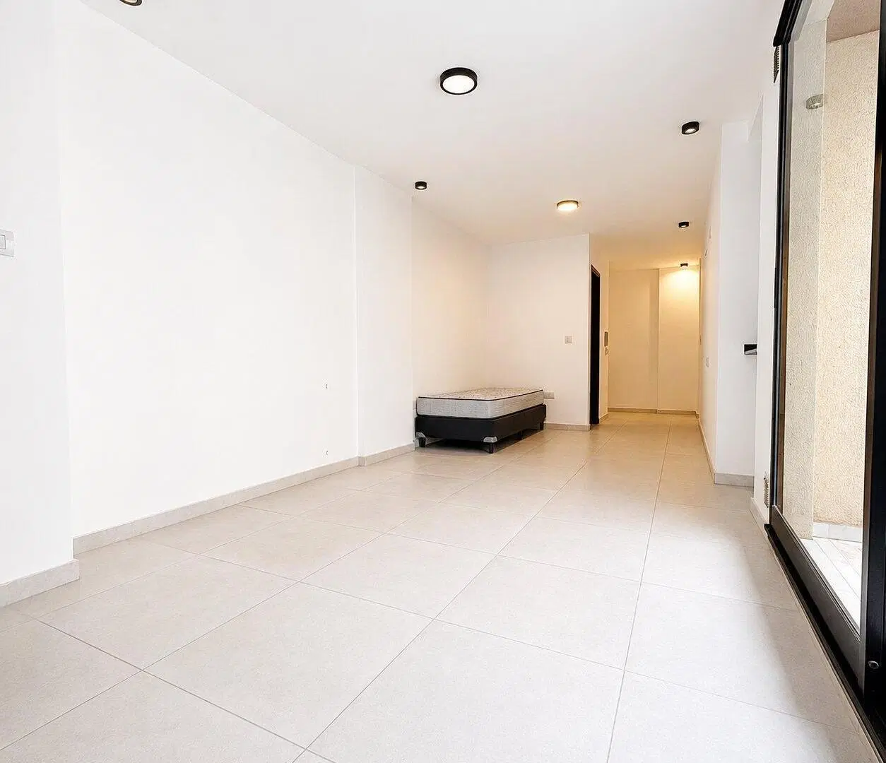 Hermoso departamento de 2 habitaciones en pleno general paz 4
