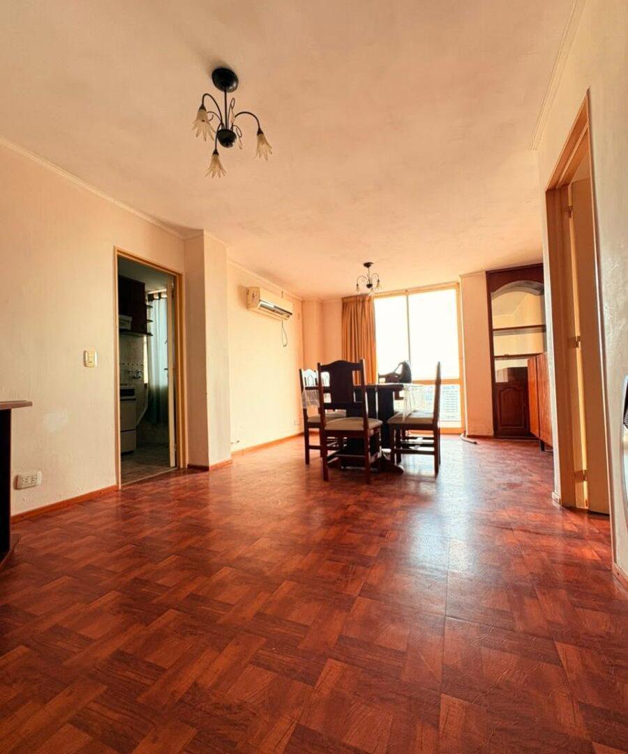 Foto de Depto 2 habitaciones con gran balcon sobre av. castro barros, imagen 2