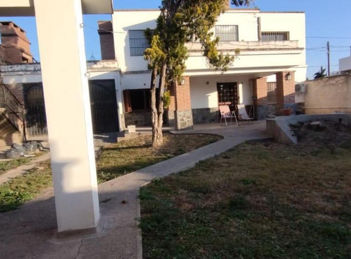 Casa 3 Dormitorios Grandes + Cocheras (Escritura) 5