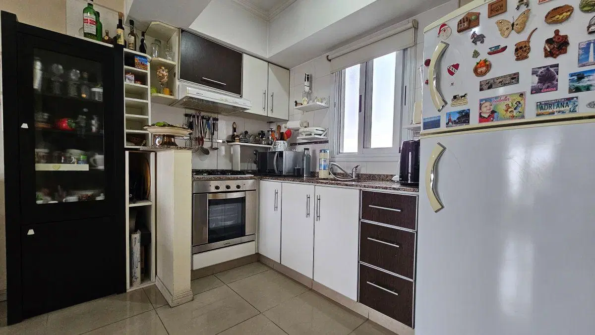 3 ambientes en 7º piso con vista abierta y amenities — Margarita Weild, Lanús Este (con rebaja) 2