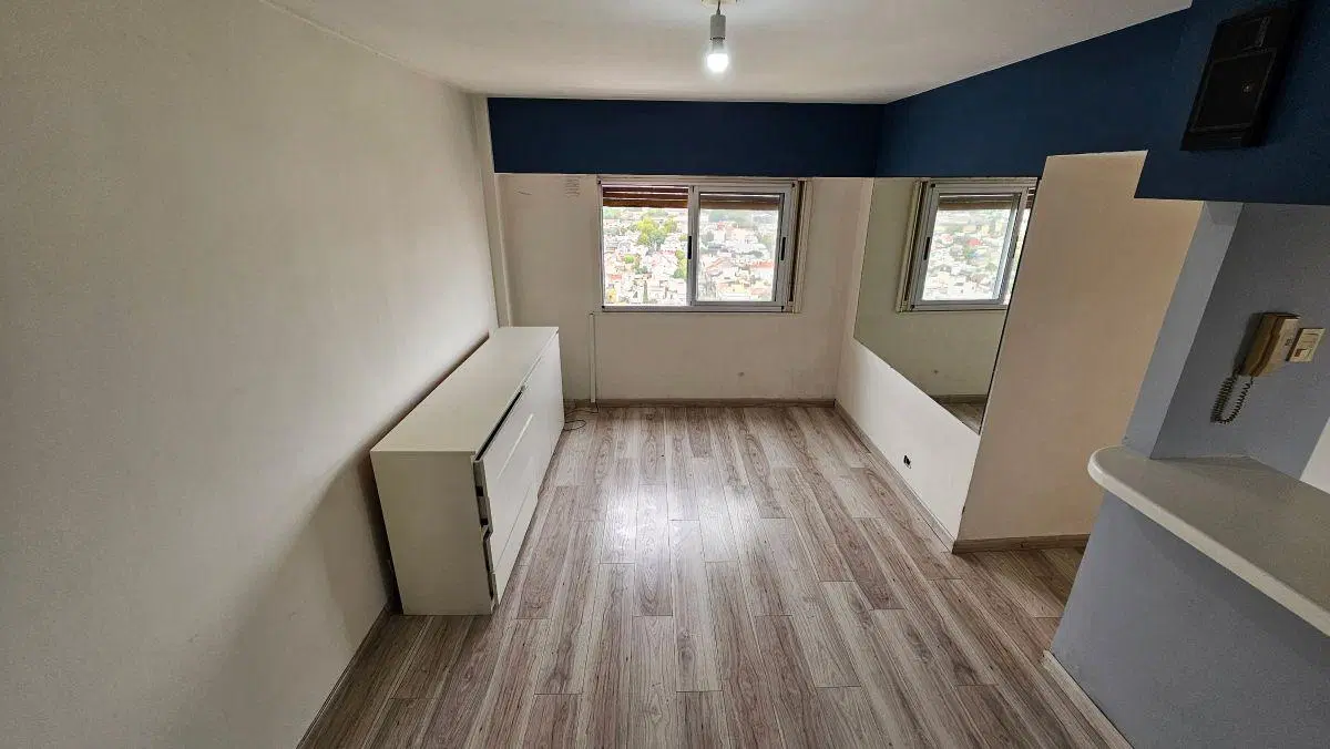 Departamento de 2 ambientes en piso 16 con vista panorámica — Av. Mitre, Crucecita, Avellaneda 5