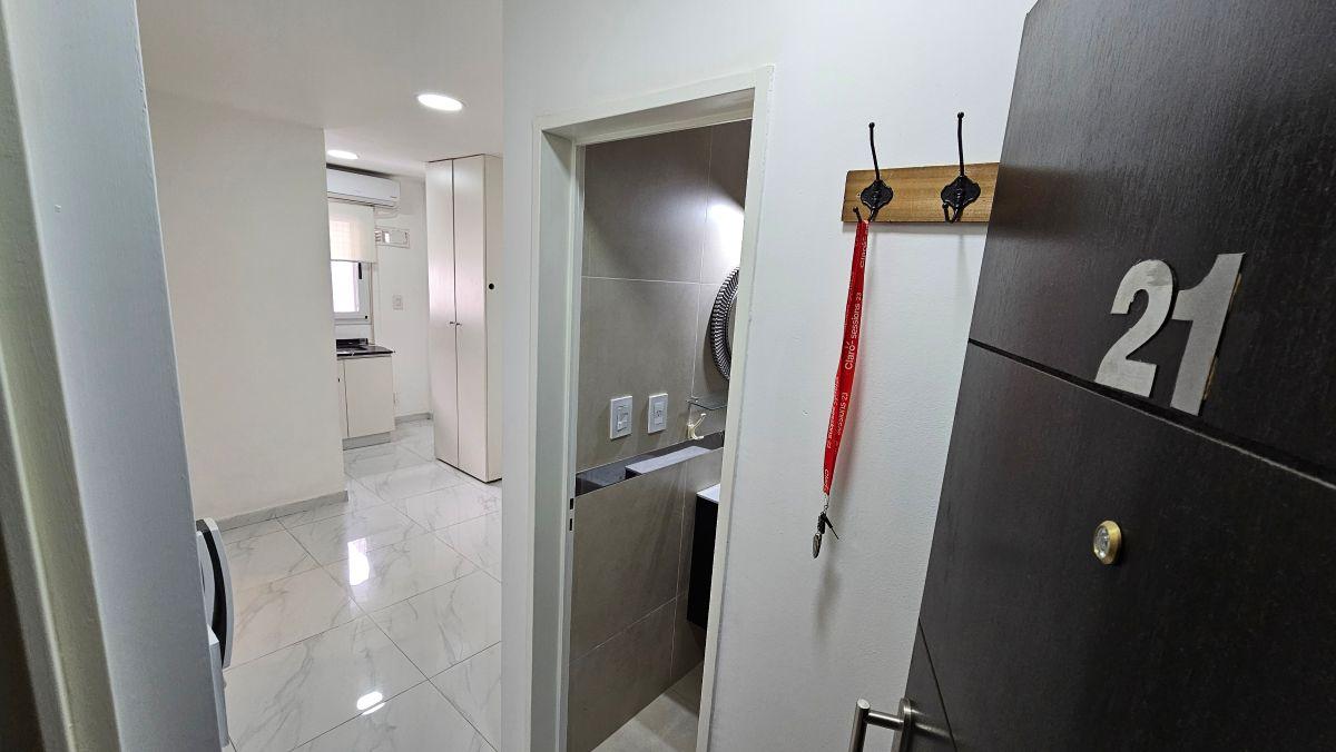 Foto de Departamento impecable de 25 m² con cochera cubierta y amenities — Banfield Centro (ideal renta, pre, imagen 1