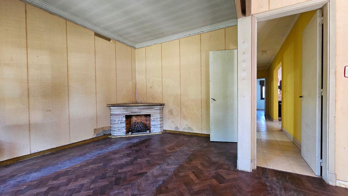 Foto de Chalet clásico en lote de 8,66 x 40 con jardín y gran parque — Adrogué, imagen 3