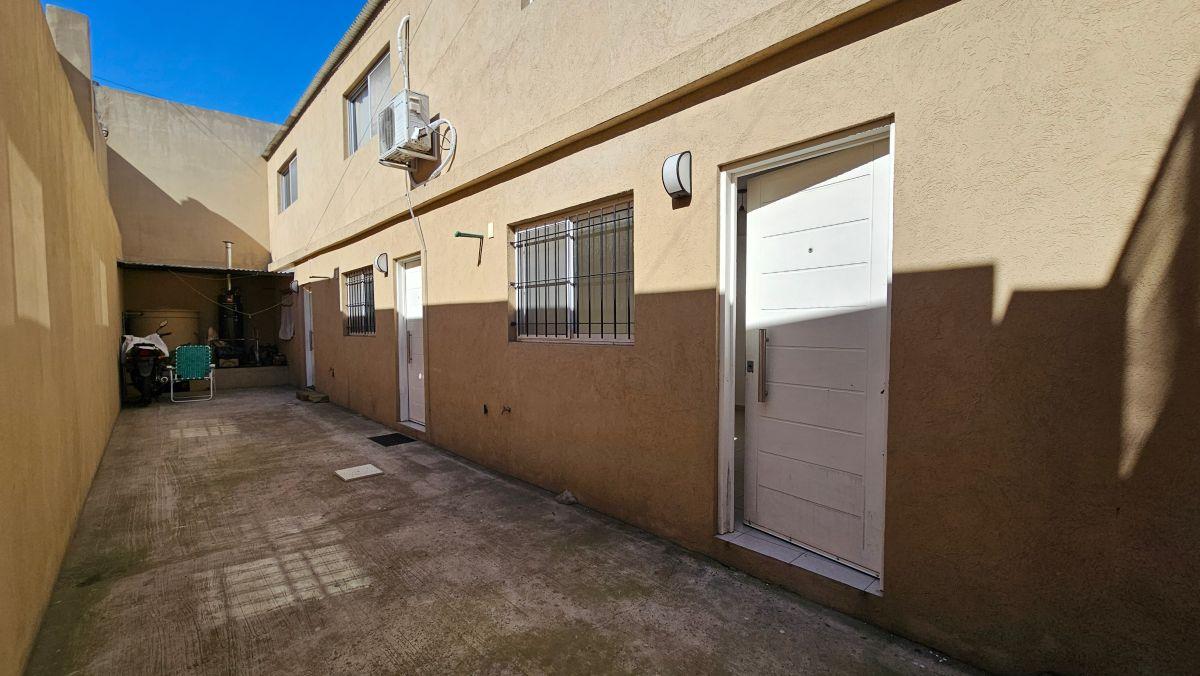 Foto de Departamento de 2 amb. para alquilar en estado óptimo para mudarte., imagen 2