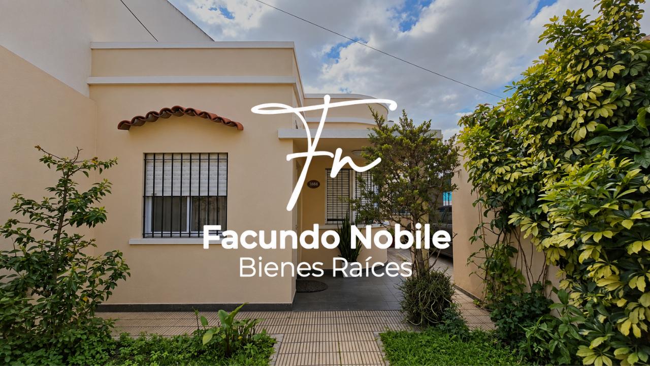Foto de Casa de los años 60 en lote propio de 8,66 x 56, con jardín, cochera y, imagen 1