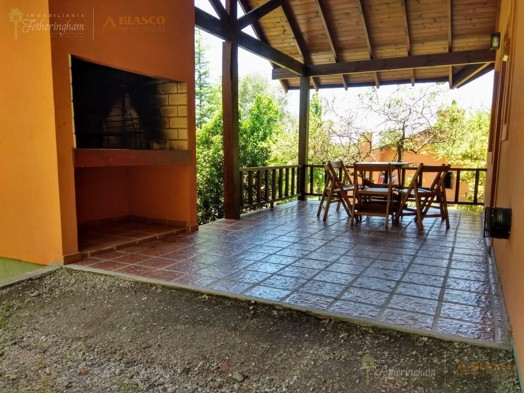 Foto de IMPORTANTE COMPLEJO DE 8 CABAÑAS PILETA EN VILLA GENERAL BELGRANO, imagen 2