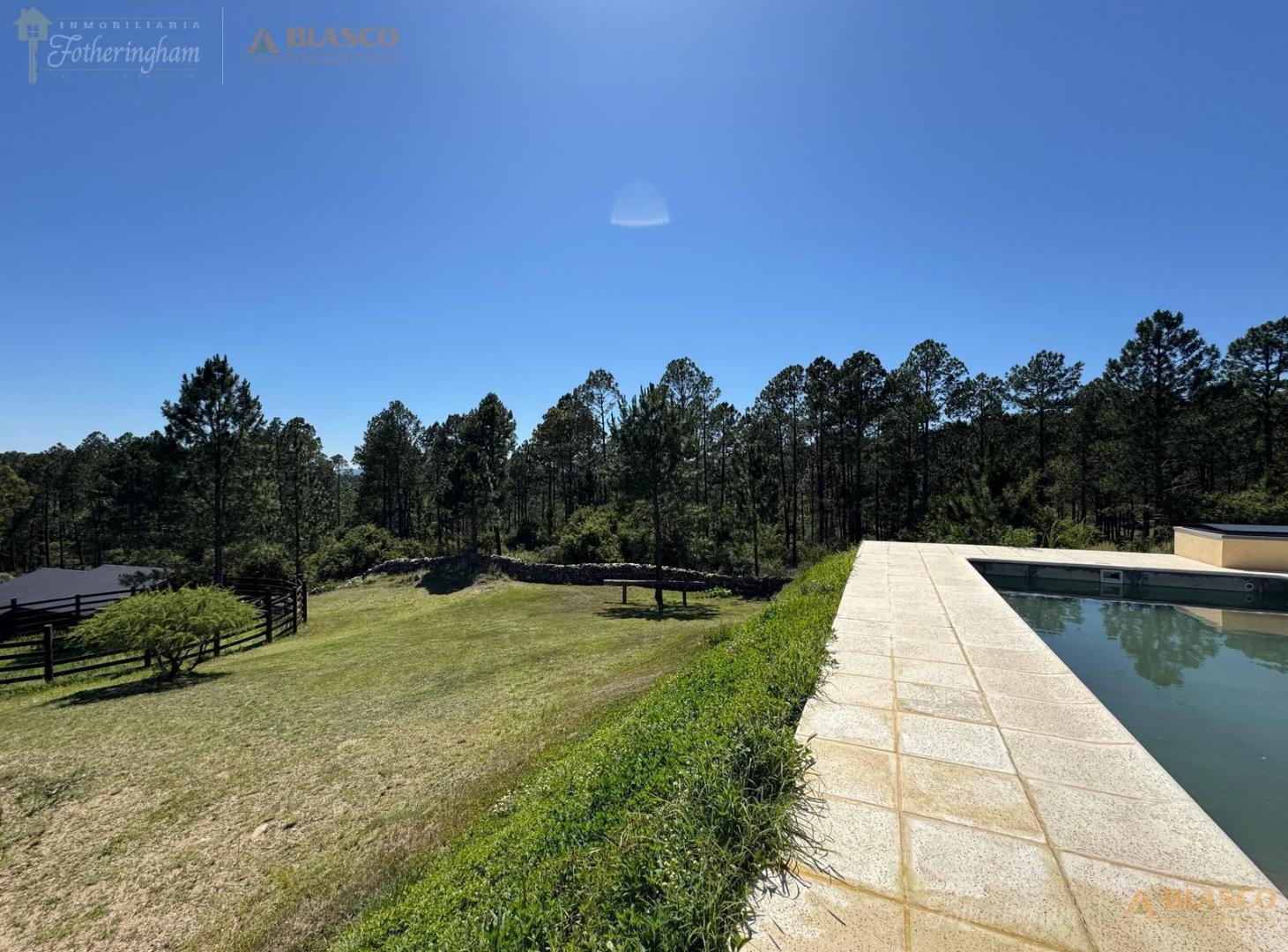 Foto de CASA DE CATEGORIA EN VENTA | CLUB DE CAMPO ALTA VISTA | VILLA GENERAL BELGRANO, imagen 1