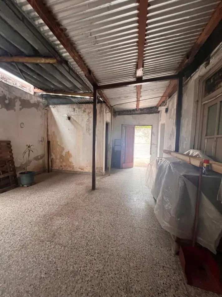 Casa de pasillo unica. Privacidad sin expensas! 3