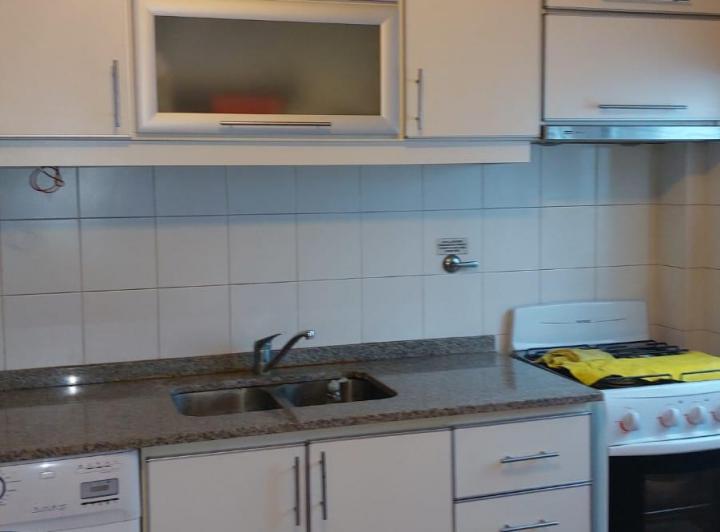 ALQUILER HERMOSO DEPARTAMENTO TIPO LOFT AL FRENTE 1* PISO  ASCENSOR, EQUIPADO. 4