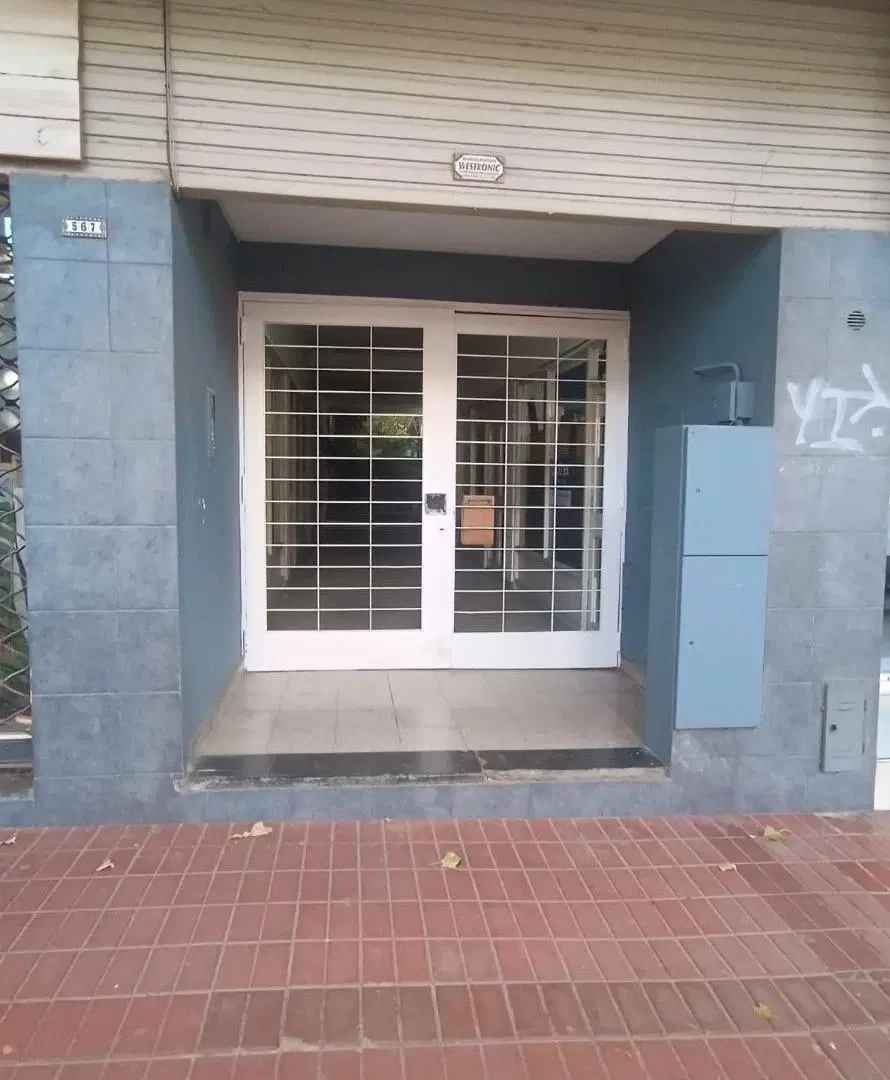 Bauleras en alquiler - Zona céntrica en Mendoza 4