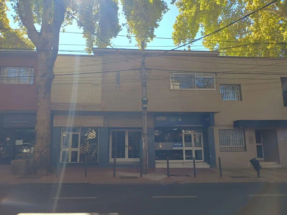 Bauleras en alquiler - Zona céntrica en Mendoza 2