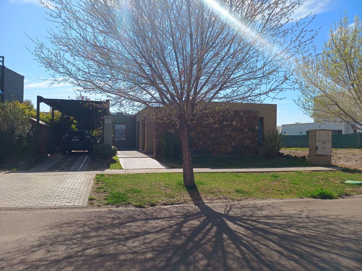 Foto de Moderna casa en alquiler en Barrio Olivos del Torreón, imagen 4