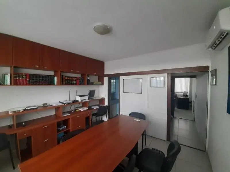 Oficina comercial en Alquiler en Centro 4