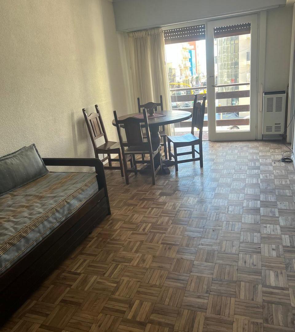 Foto de Departamento en Alquiler en La Perla, imagen 1