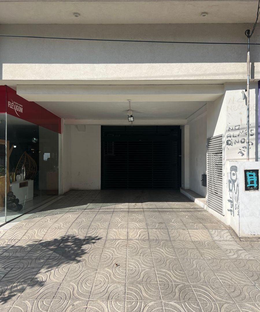 Foto de OPORTUNIDAD!!! COCHERA - EXCELENTE UBICACION, imagen 4