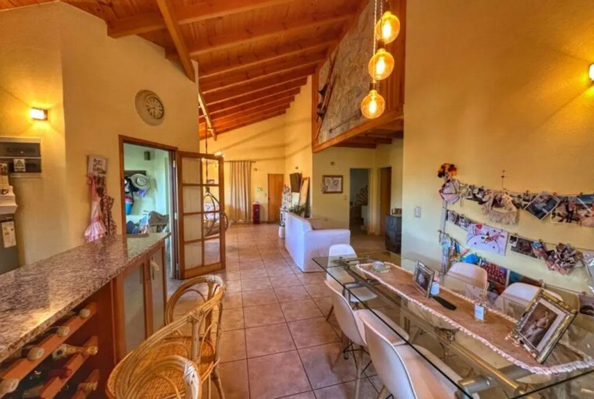 Casa En Venta En Los Espinillos - Escritura. Planos aprobados 3