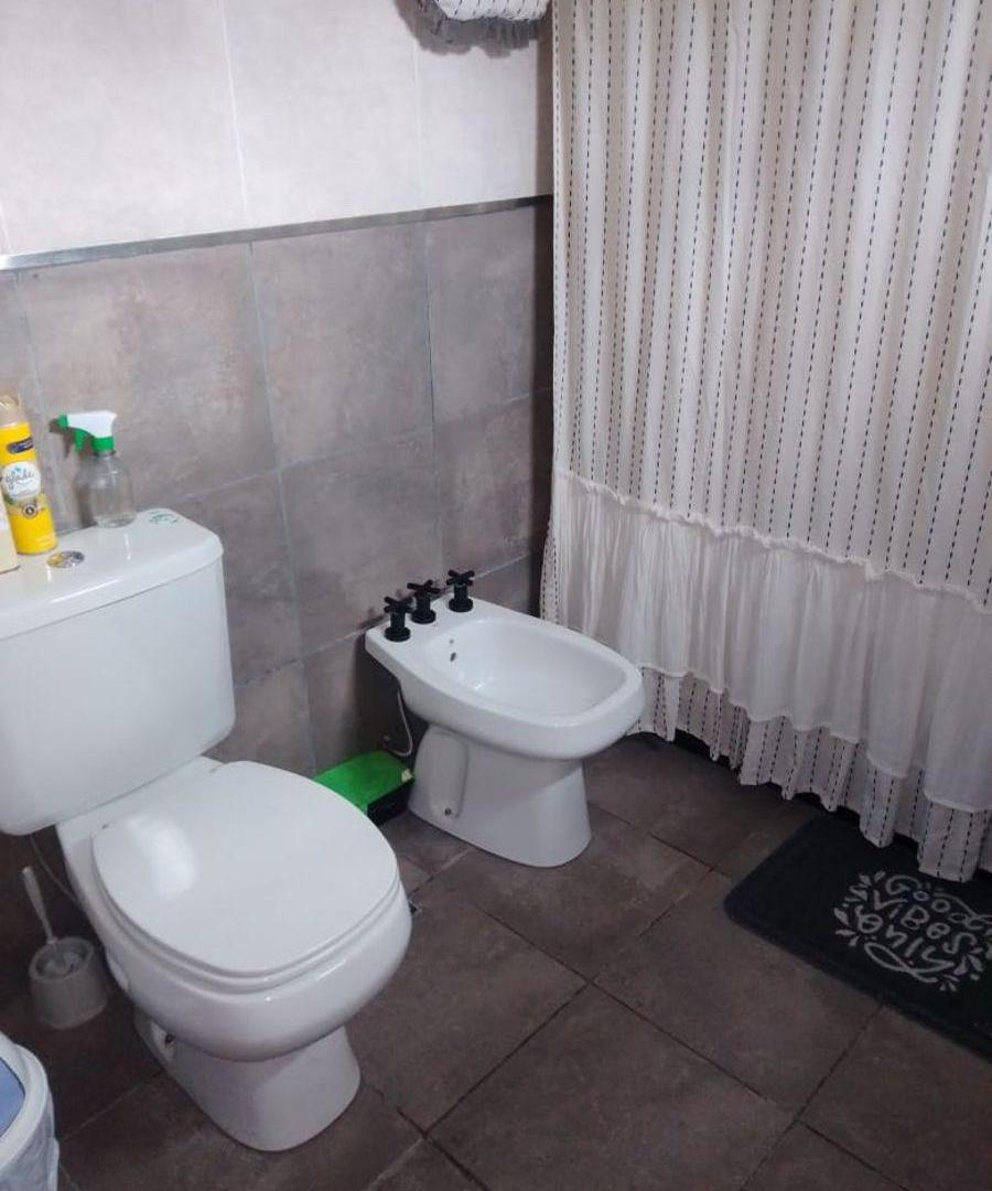 Foto de EXCELENTE OPORTUNIDAD EN VILLA CIUDAD PARQUE BV. LOS REARTES 948, imagen 3