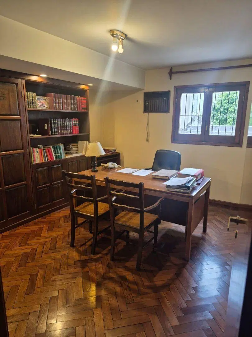 OFICINA EN VENTA 4