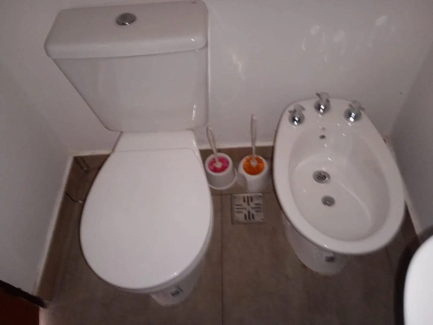 LOCAL COMERCIAL EN ALQUILER 2