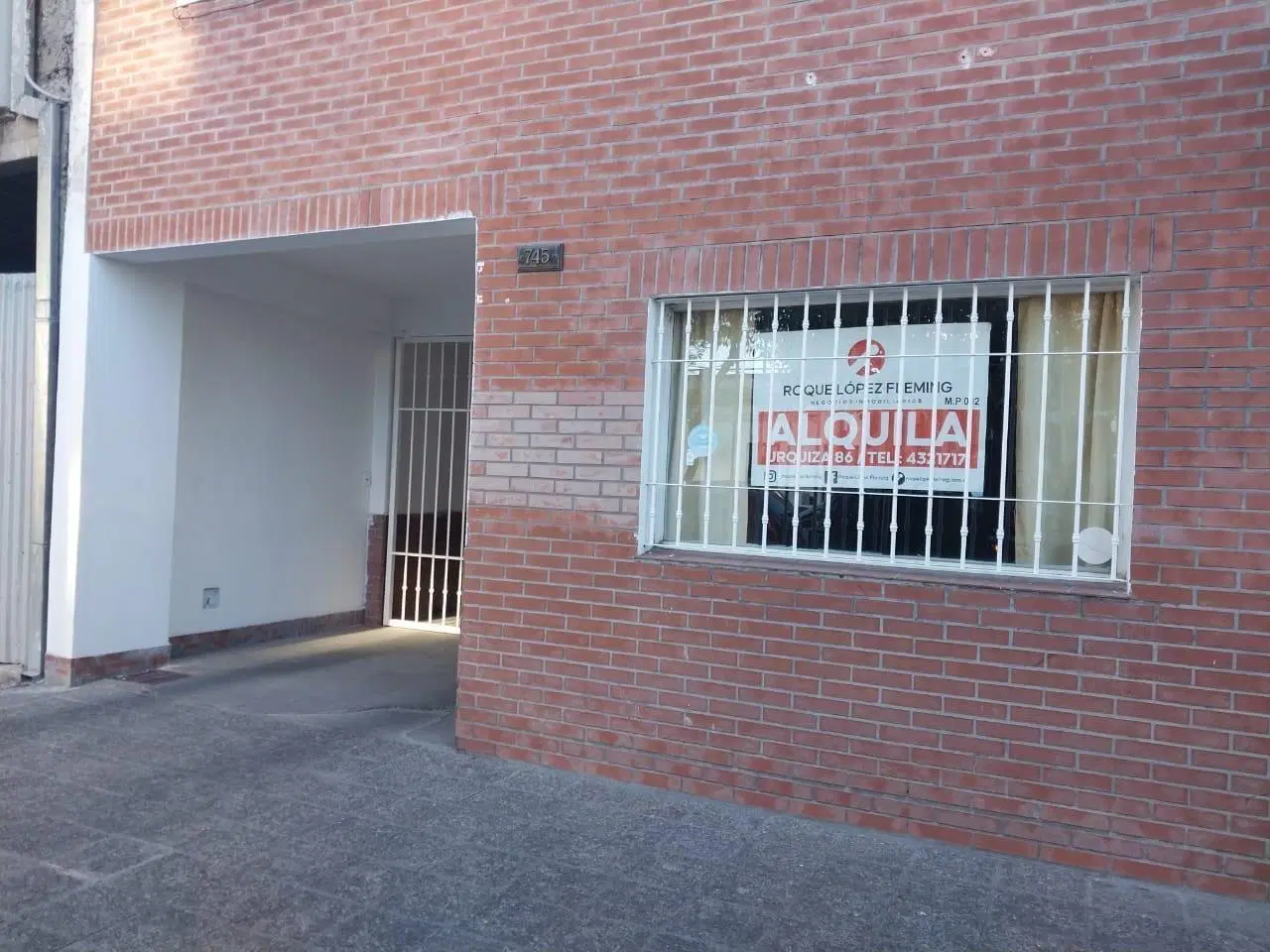 LOCAL COMERCIAL EN ALQUILER 1