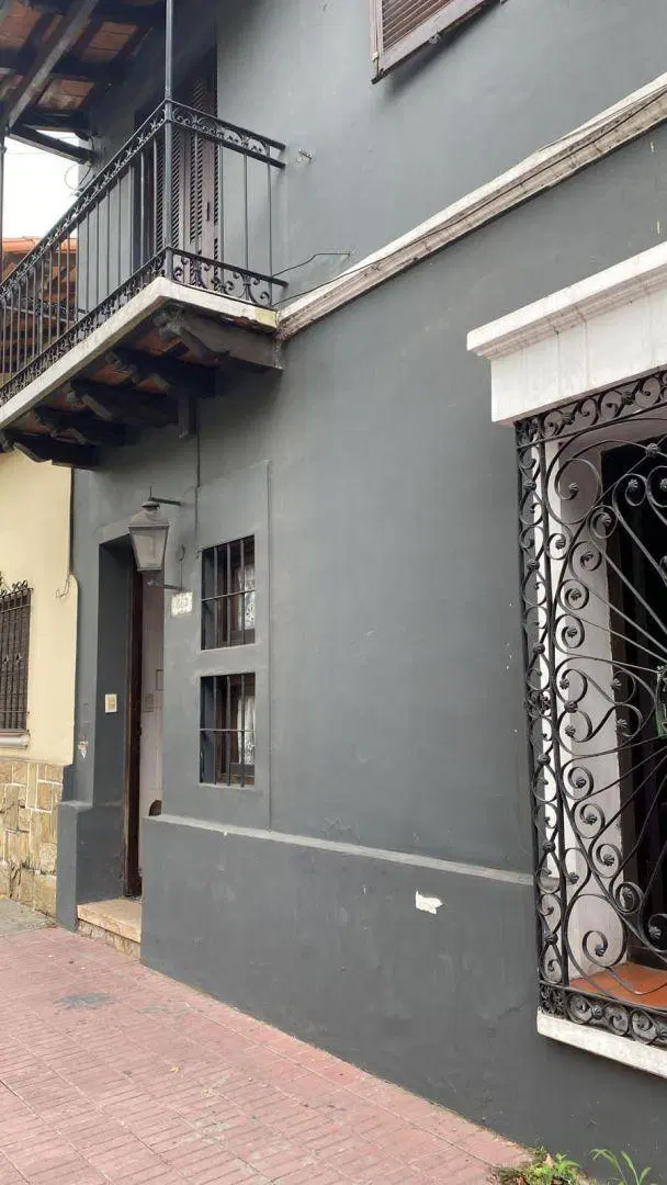 CASA EN ALQUILER PARA VIVIENDA O USO COMERCIAL (NO GASTRONOMÍA) 1