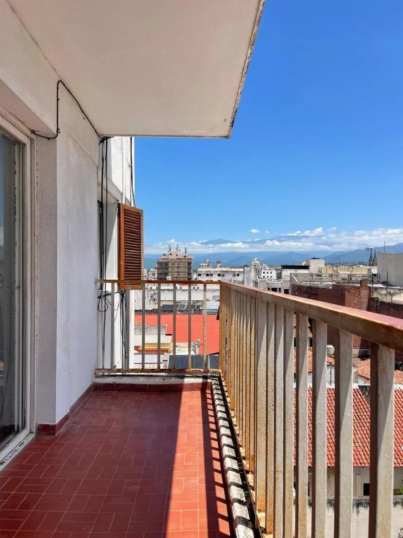 DEPARTAMENTO EN VENTA 4