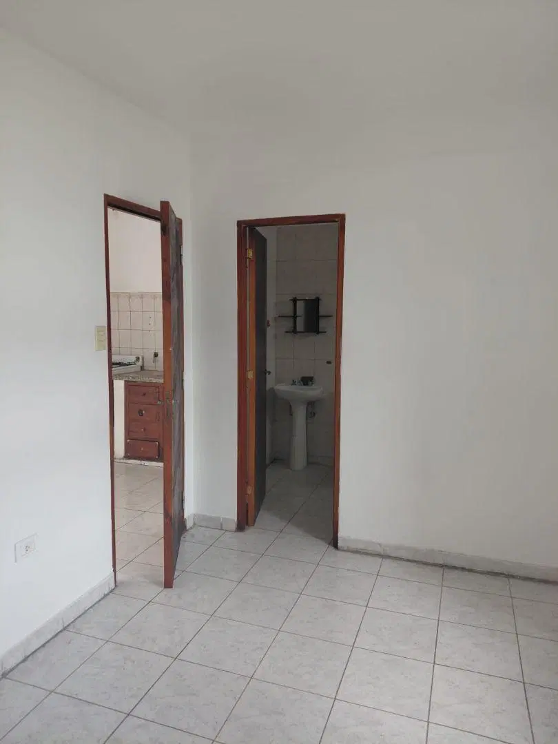 Departamento 0 ambientes 0 dormitorios. | MAIPU al 900 4
