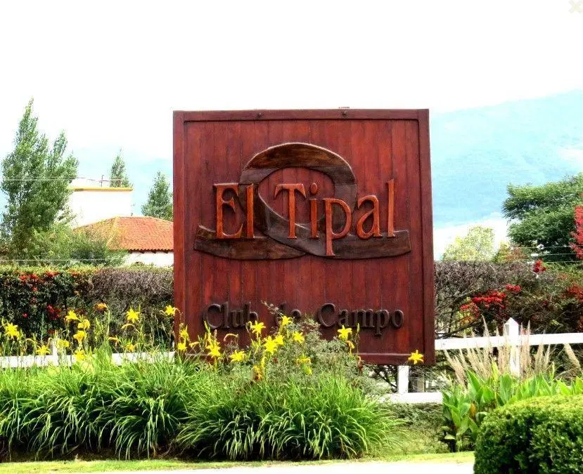 TERRENO EN VENTA 4