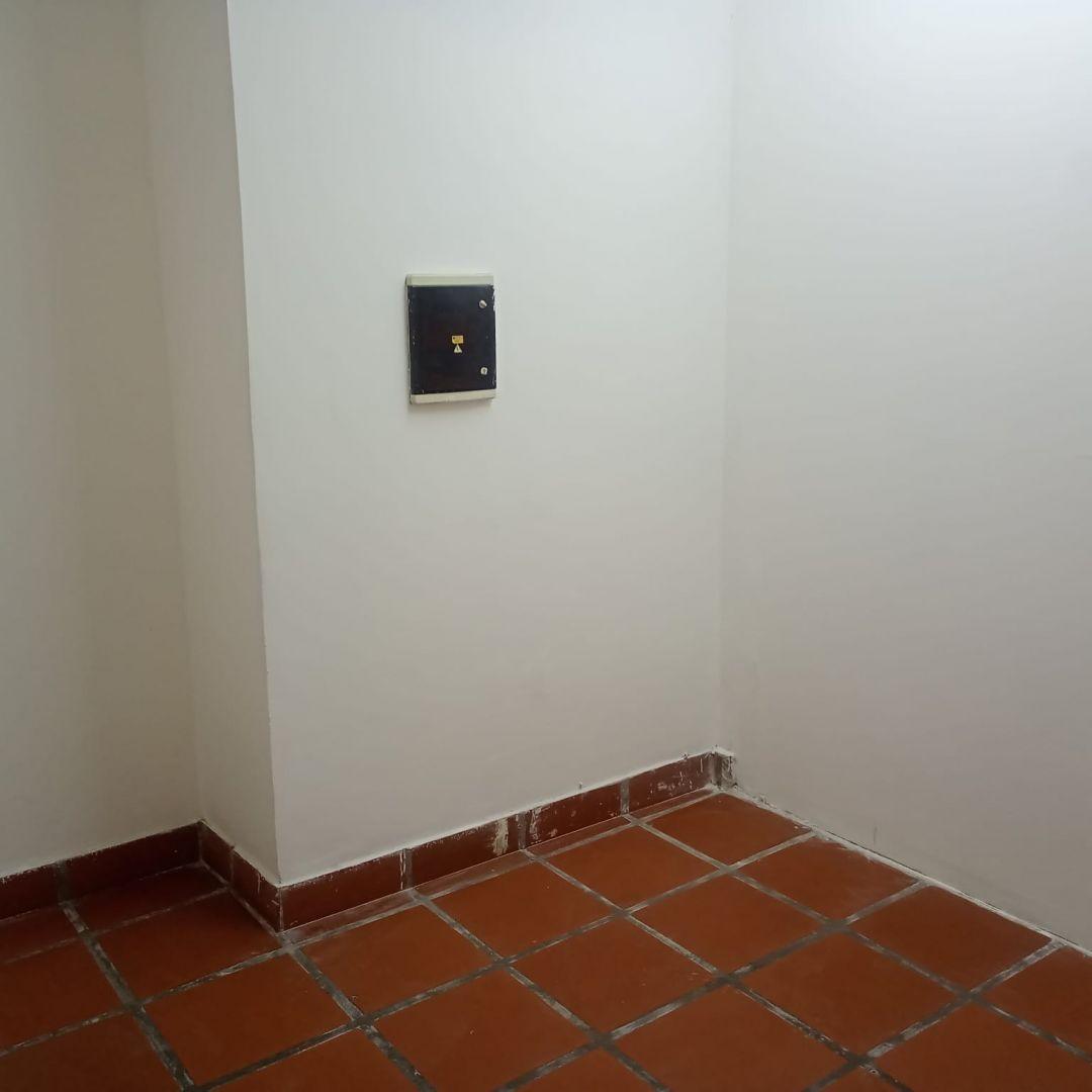Foto de LOCAL COMERCIAL EN ALQUILER, imagen 3