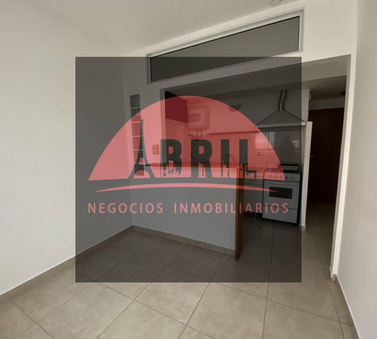 Oportunidad! Monoambientes en Excelente Precio en El Centr 2
