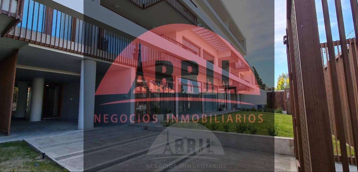 AMPLIO AMBIENTES EN ESTA EXCELENTE PROPIEDAD DE RADA TILLY