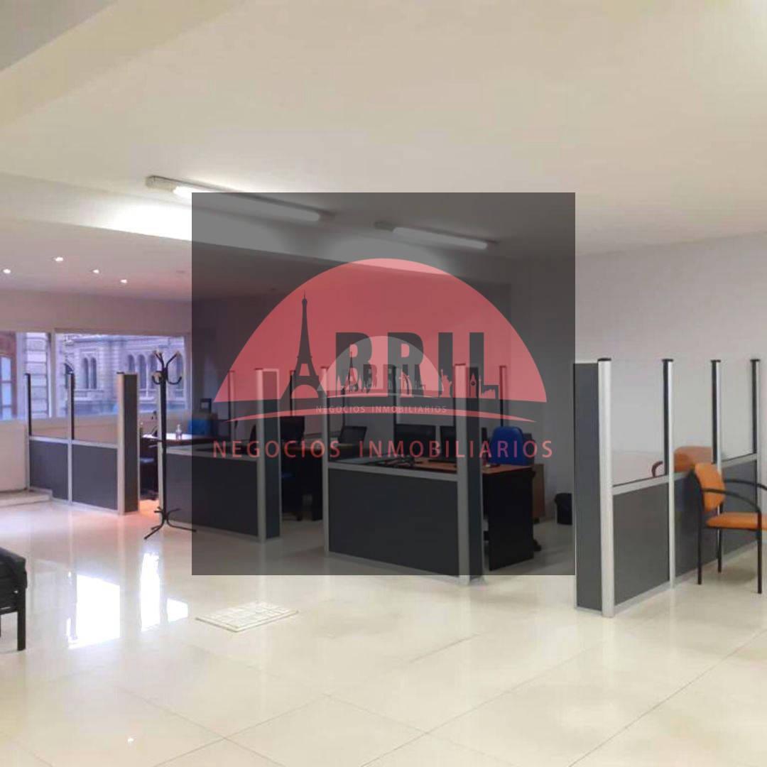 Oportunidad de Amplias y Luminosas Oficinas 3