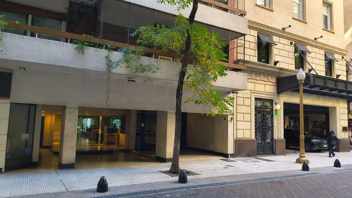 Edificio de Gran Categoria. Arroyo, con estilo Parisino, lo mas lindo de la Ciudad 4