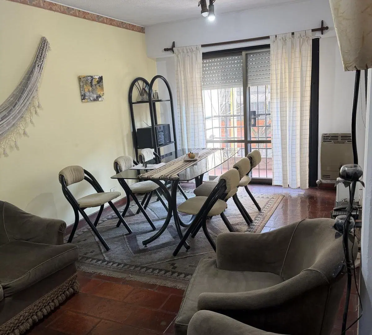 Departamento 2 amb. al frente con balcon 1