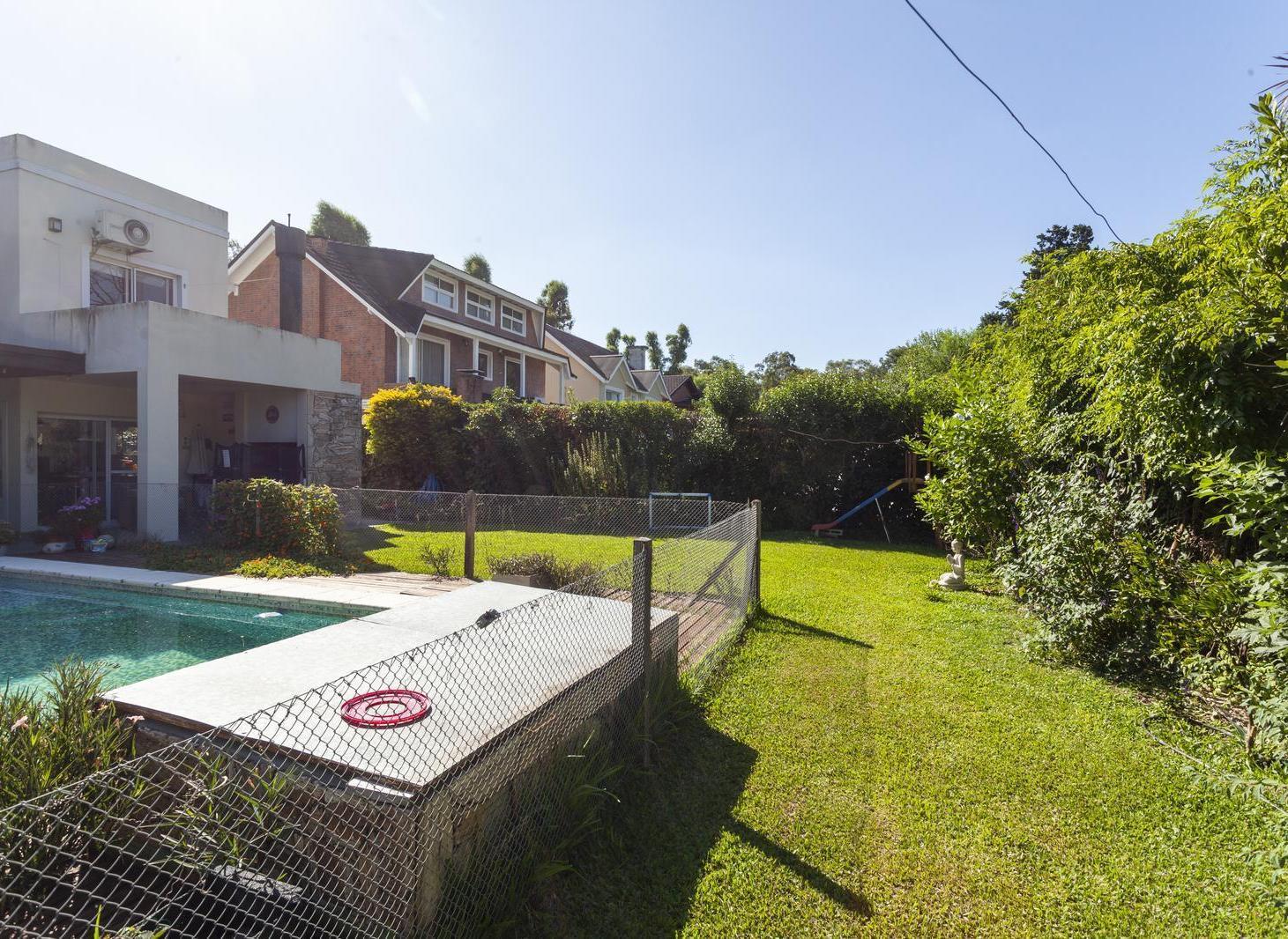 Foto de CASA EN VENTA DOS PLANTAS CON PISCINA, imagen 4