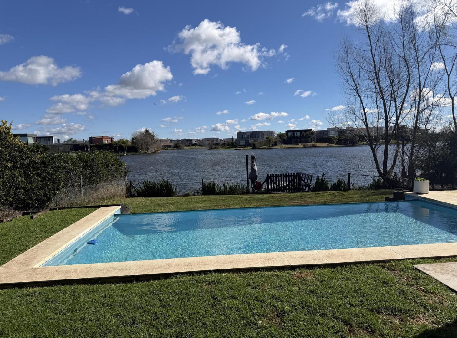 Foto de CASA A LAGUNA EN VENTA EN CANTON ISLAS, imagen 2
